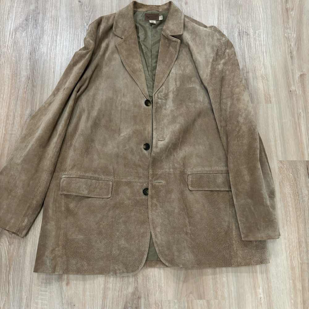 Pendleton pig leather suede jacket, light camel in great condition.